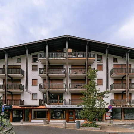 Arly Apartment